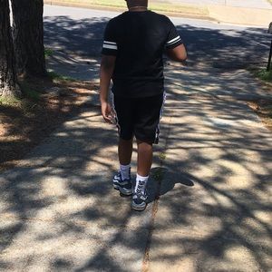 Meet your Posher, Camarion